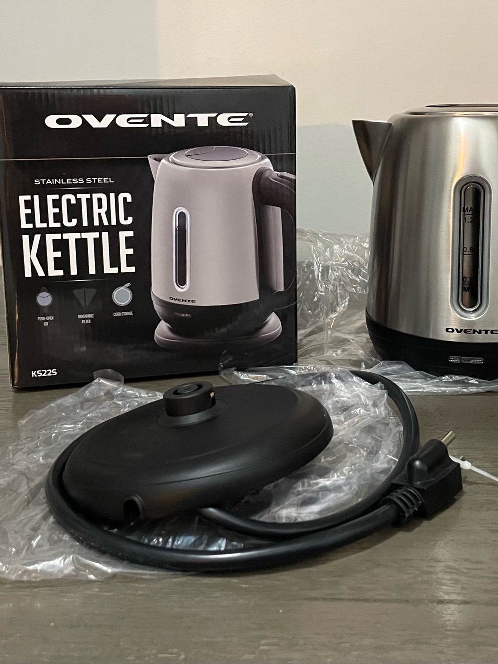 Ovente Stainless Steel Electric Kettle - Silver